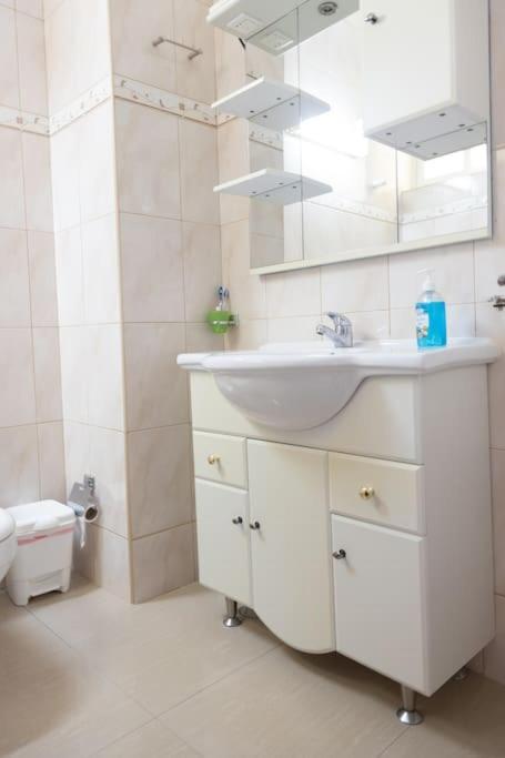 3 Bedroom Apt, Free Wifi & Ac, Cidadela - Lcgr Praia Luaran gambar